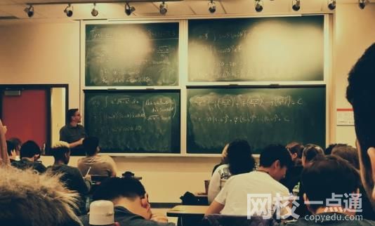 聊城大學東昌學院學費多少錢一年2022 讀聊城大學東昌學院專業(yè)的學費是多少收費標準最新