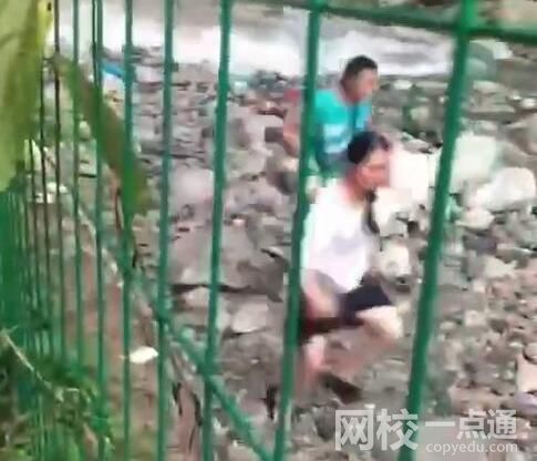 山洪前管理員曾勸游客:給你們跪下了 驚險至極內幕簡直太讓人后怕了