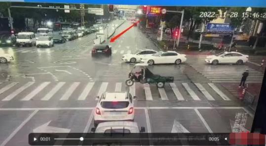 特斯拉連撞2車致2死1傷 事故細節曝光實在讓人氣憤