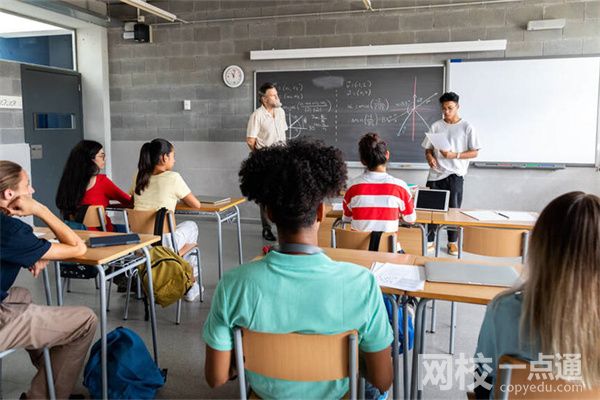 2023播音主持專業可以考哪些大學(2023年播音主持專業分數線）