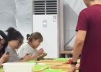 小烏龜義烏生產商隔空感謝全紅嬋 為什么這么火爆？