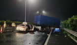 順風車追尾貨車致3死 細節披露 為什么追尾什么情況？