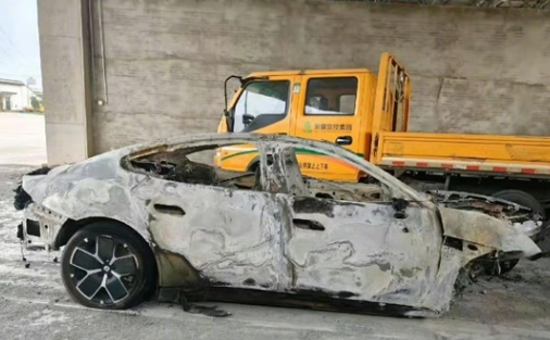 小米回應車禍致3死事件6大質疑 究竟是怎么回事？