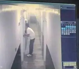 酒店回應男子通卡刷開3名女子房間 究竟是怎么回事？