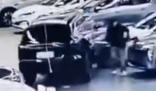 沈陽車展一SUV引發(fā)多車碰撞受損 為什么撞車？