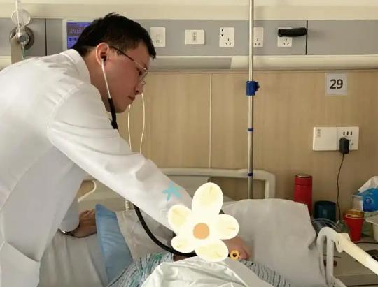 母女4人全確診 肺癌或有家族遺傳性 實(shí)在太悲劇了