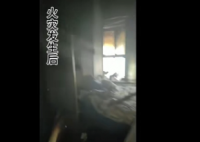一家人出門沒拔充電器家里被燒光 實在太恐怖了