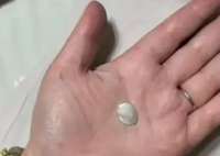 女子吐槽買水下考古盲盒開出小貝殼 這也太無語了