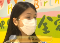 6歲女孩被西貝服務(wù)員拍照當(dāng)背景圖 實(shí)在太恐怖了