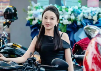 保時(shí)捷女銷冠又成銷冠:半年賣近百臺(tái) 這也太厲害了吧